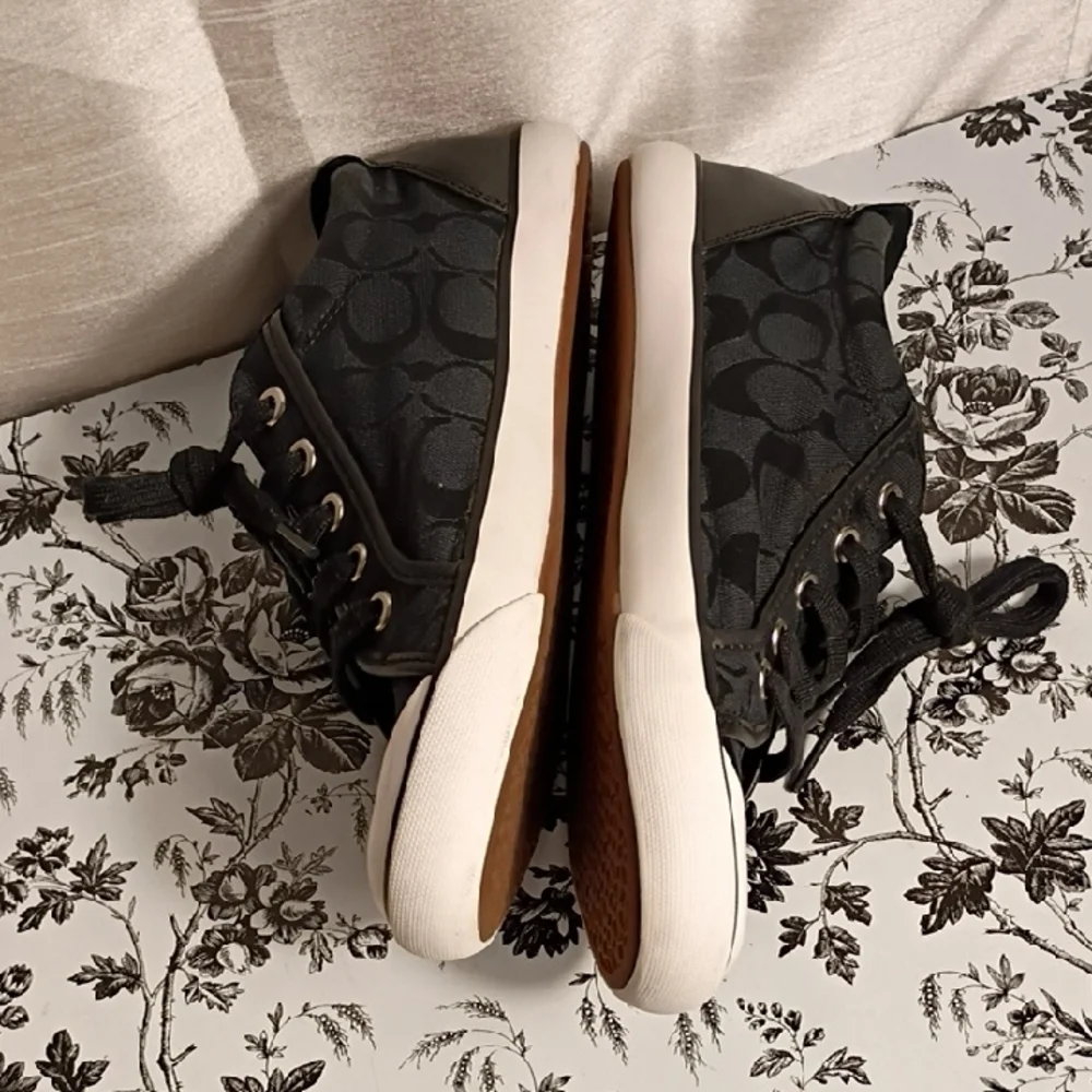 Coach Black‎ and White Casual Women's Sneakers Size 10B - Picture 6 of 10